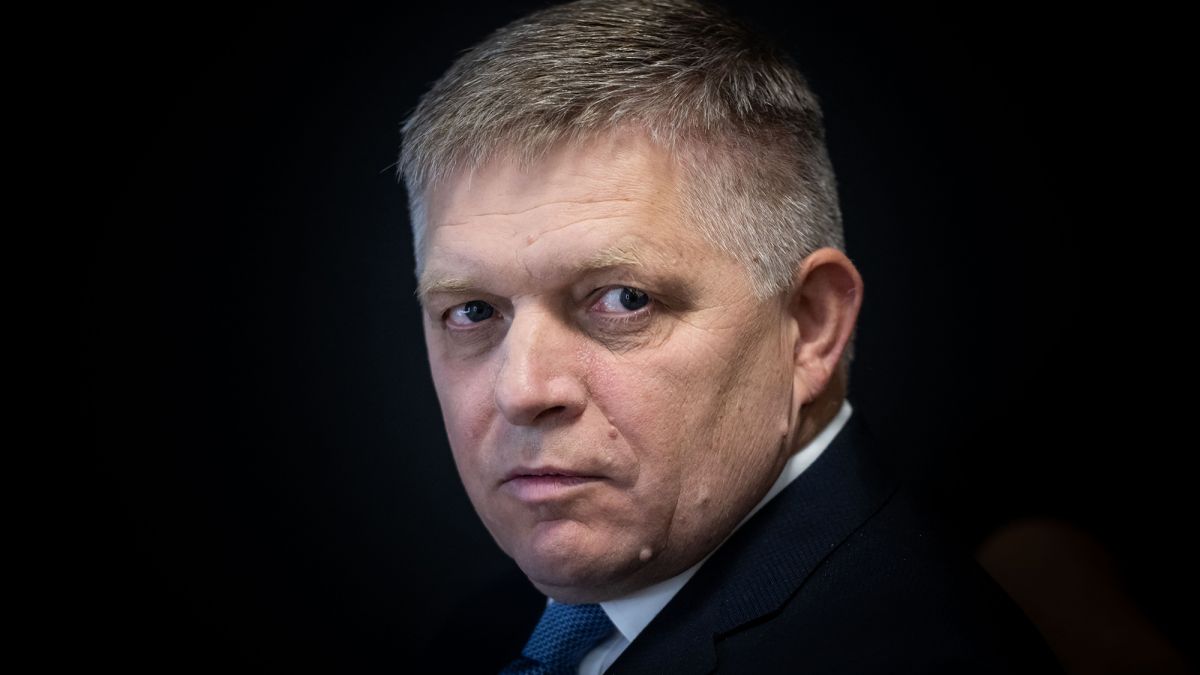 Прем’єр Словаччини вважає, що Україні треба віддати частину територій