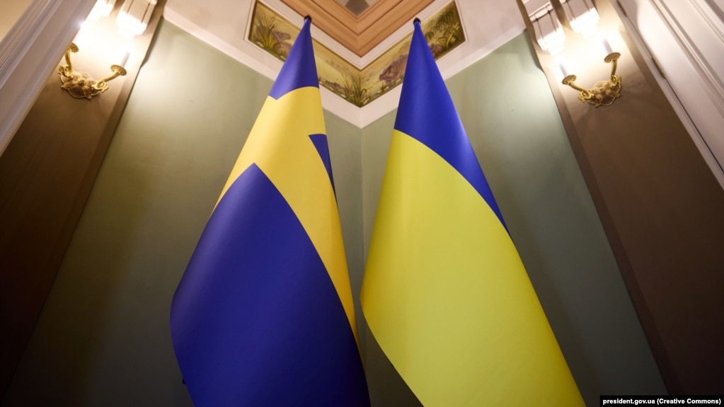 Прапори Швеції та України. Фото: Creative Commons