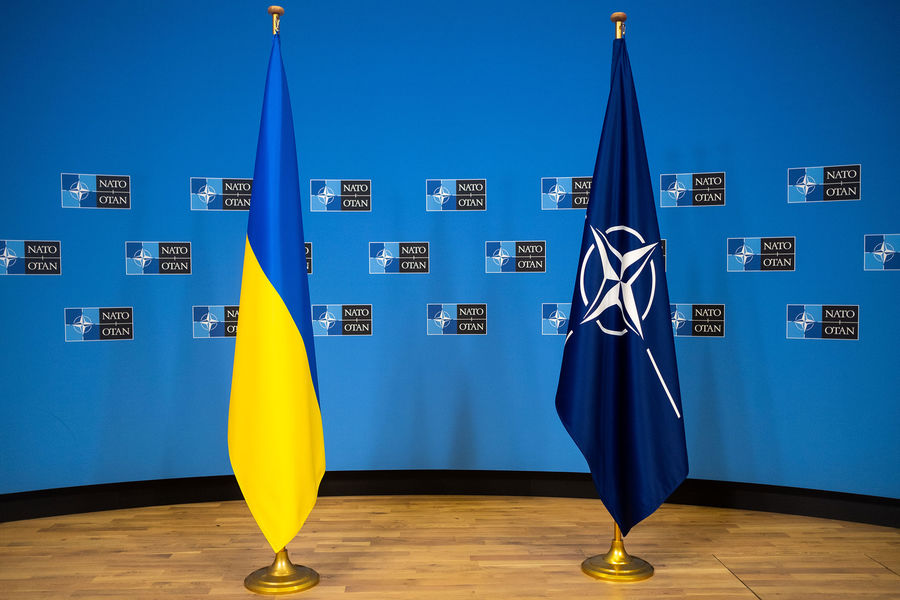 Україна занадто корумпована: названо причину відмови у вступі до НАТО
